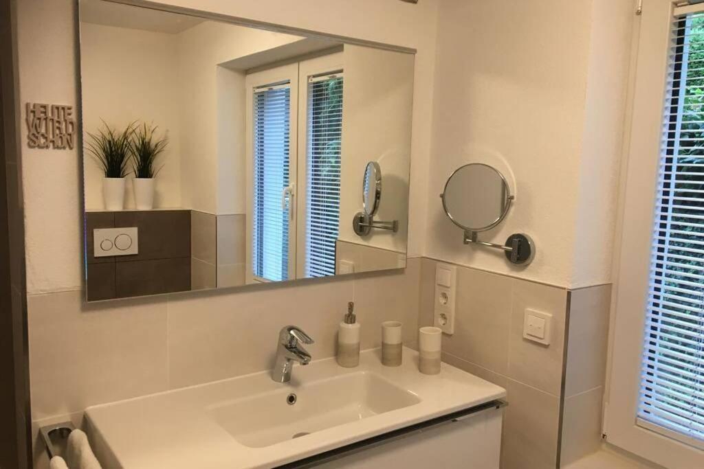 Haus Weingarten Kövenig Exteriör bild