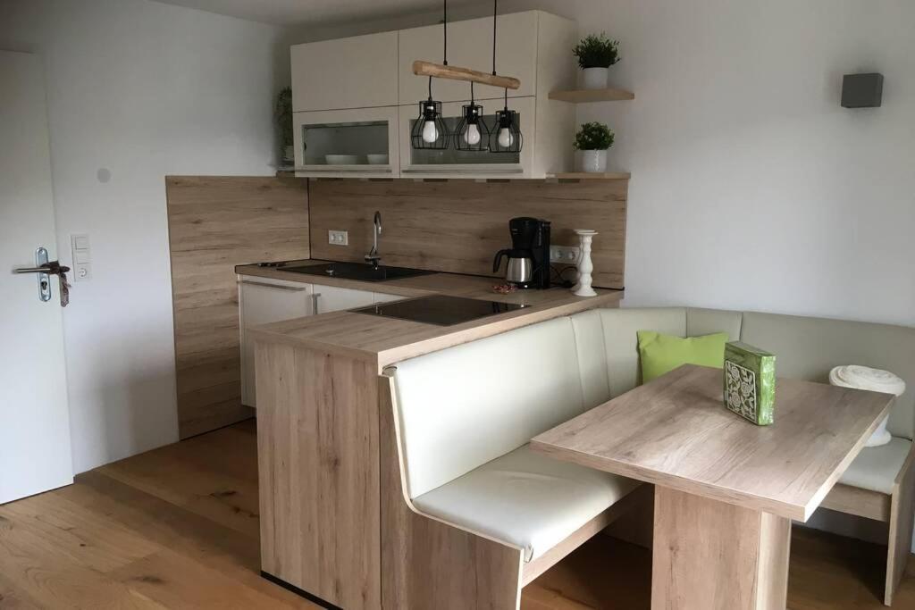 Haus Weingarten Kövenig Exteriör bild