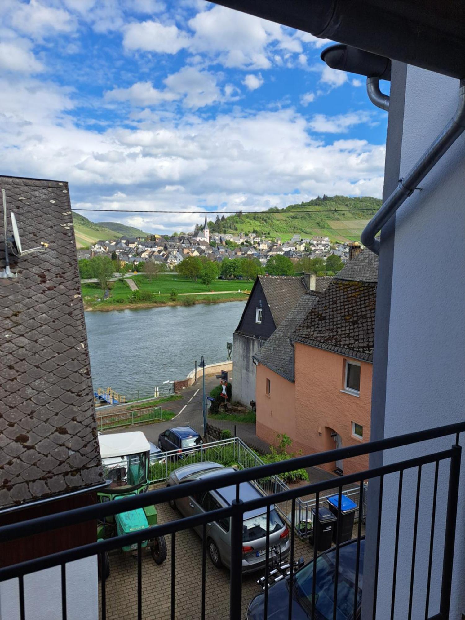 Haus Weingarten Kövenig Exteriör bild